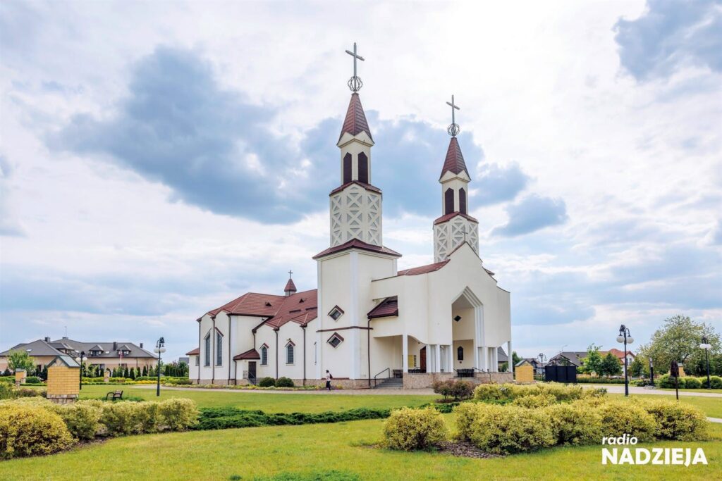 Kościół parafialny — widok ogólny
